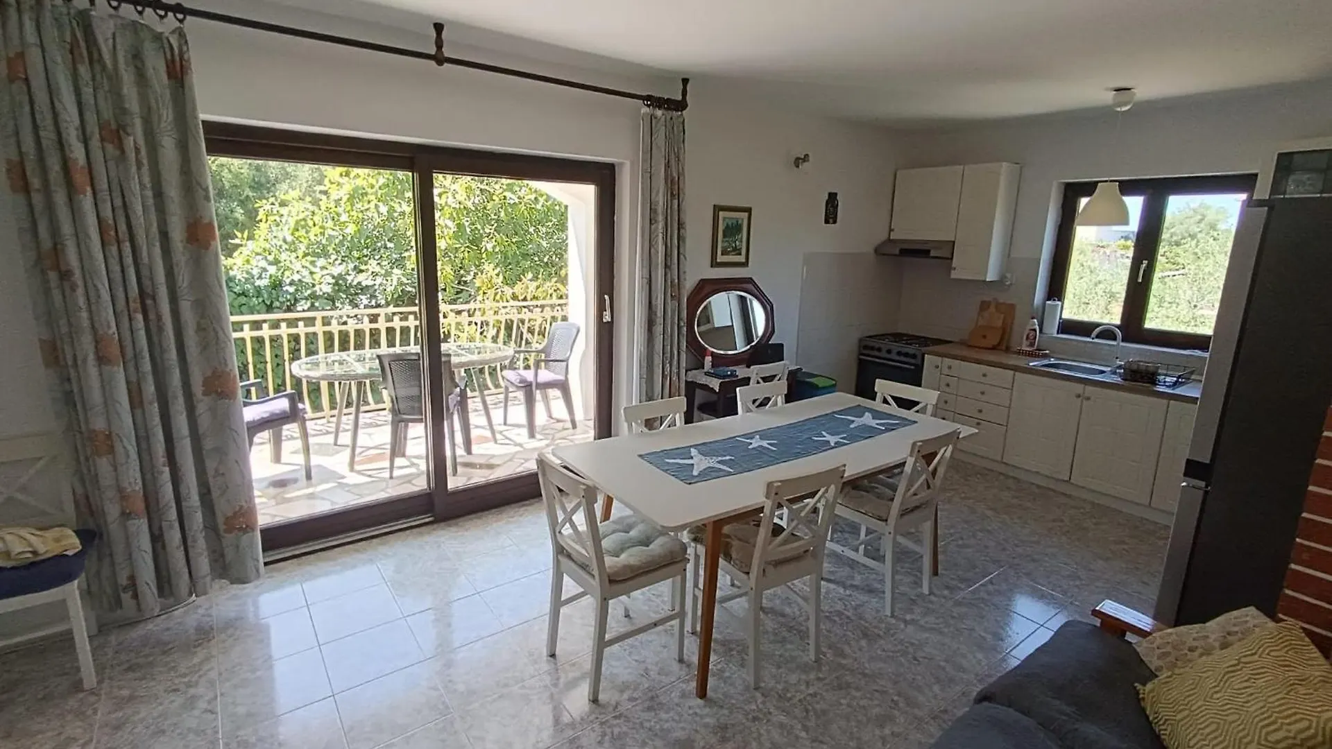 Apartment With Terrace Trogir